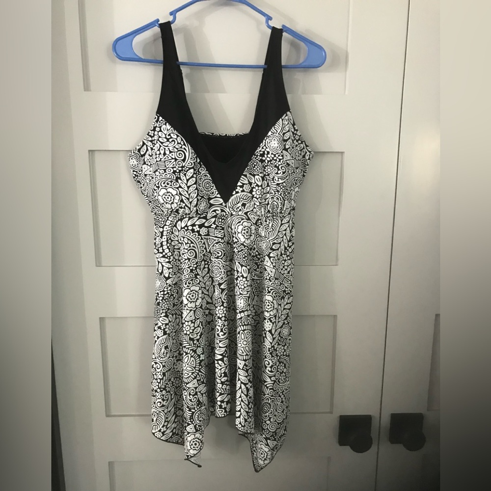 Two piece swim dress; never worn, Size XL.